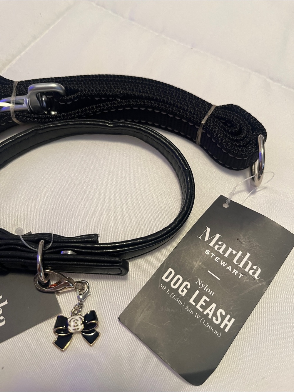 Martha Stewart Black Leather Dog Collar Small with Matching Black Nylon Leash - Picture 3 of 3
